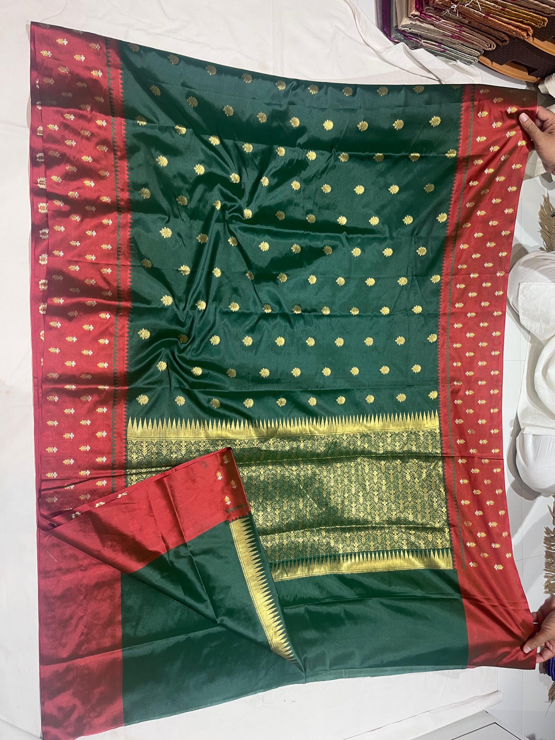 WhatsApp Image 2025-11-08 at 18.54.05