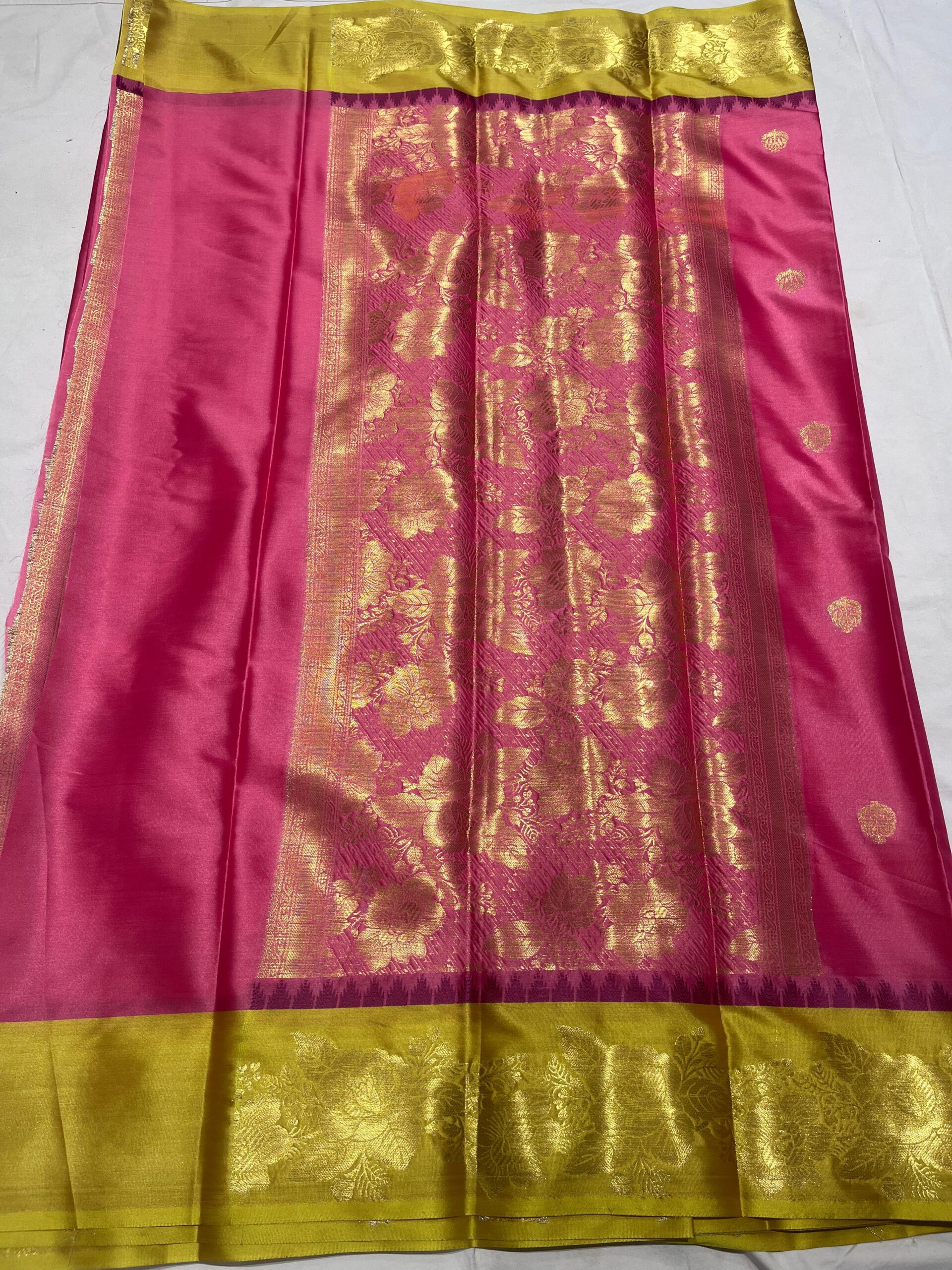 WhatsApp Image 2025-11-08 at 19.15.22