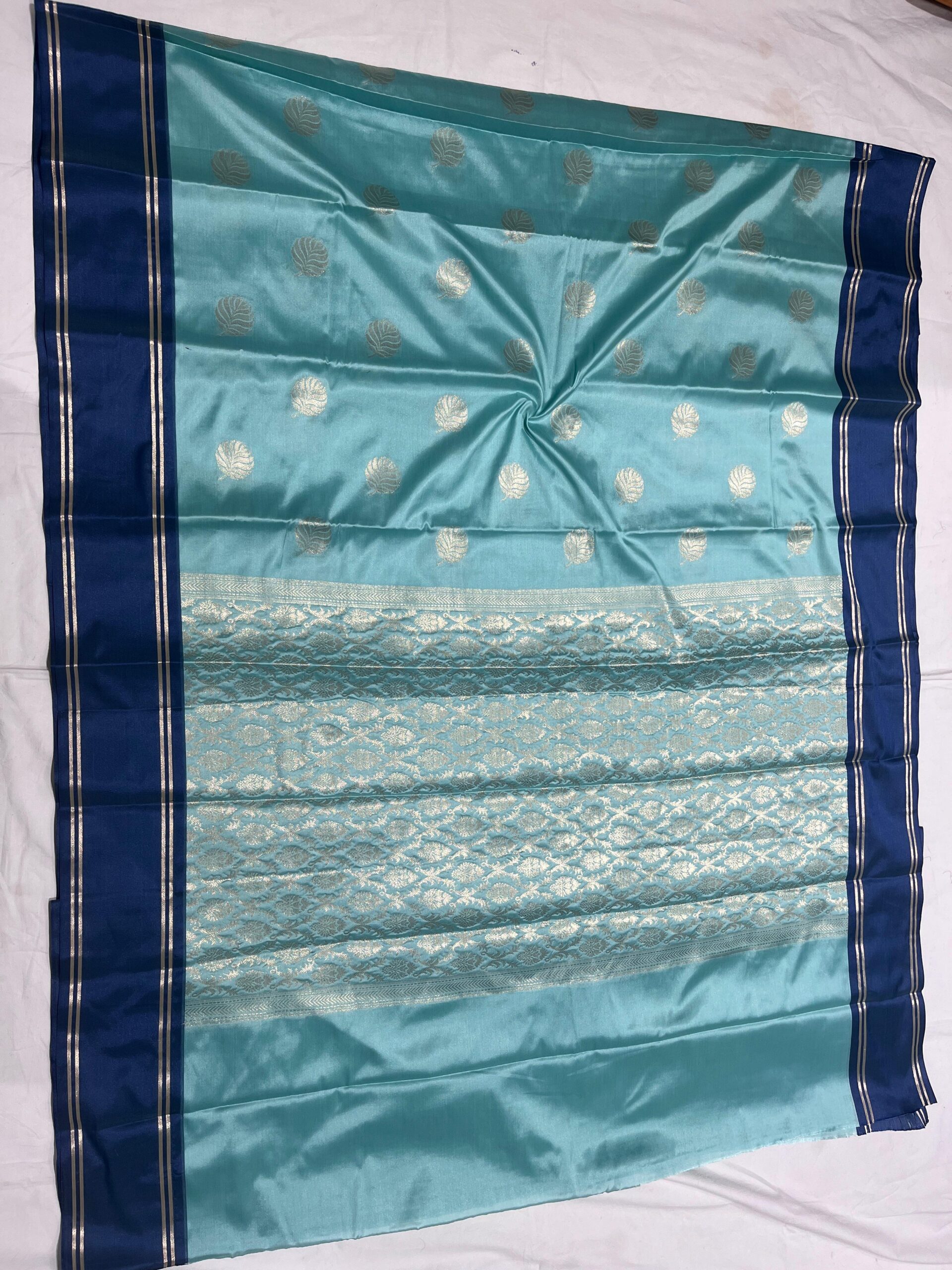 Banarasi Velvet Silk Saree – Light Sea Green with Navy Blue Border