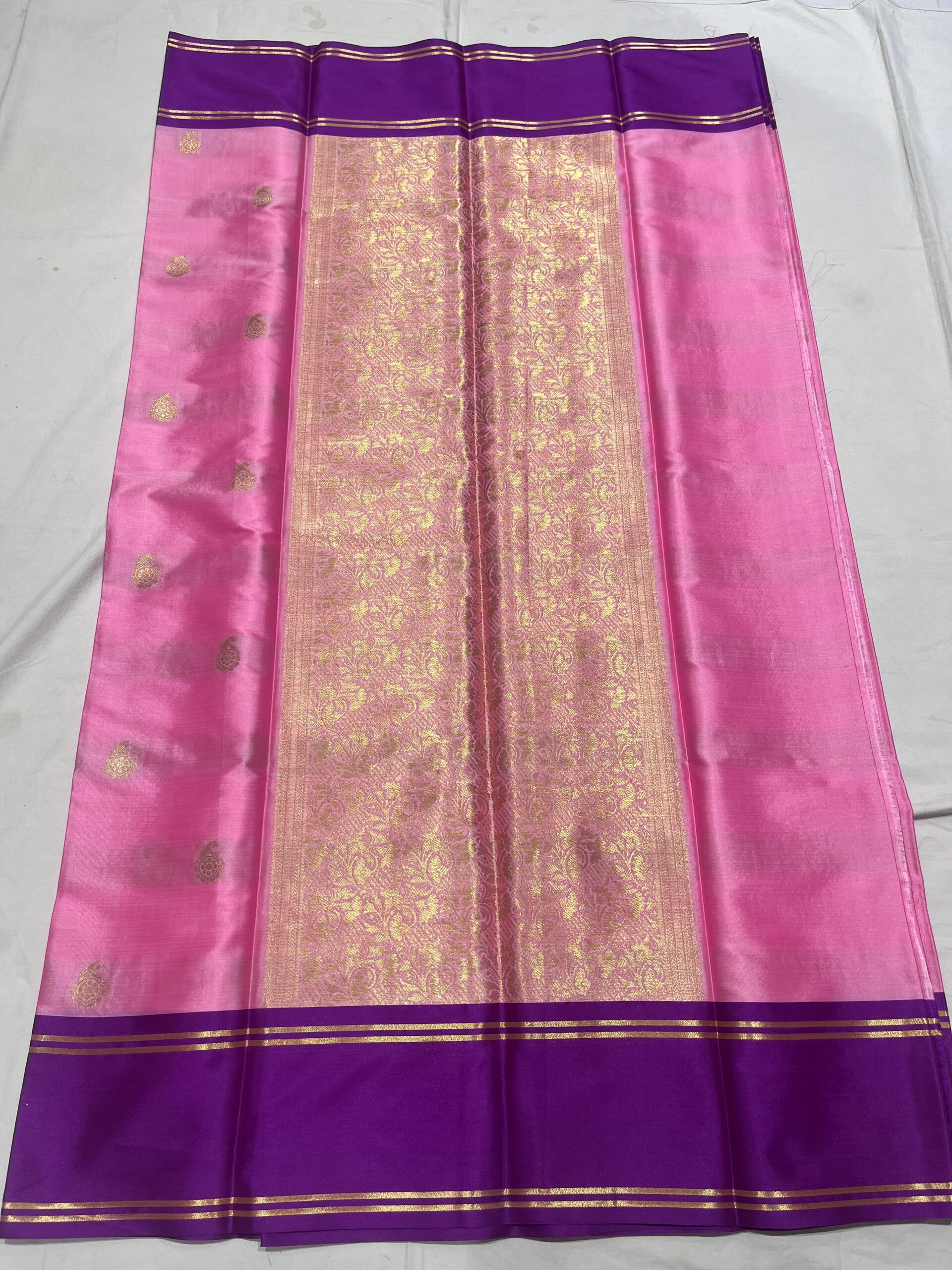 WhatsApp Image 2025-11-11 at 14.03.43 (1) Banarasi Velvet Silk Saree — Pink | Bentex Border & Rich Zari Pallu