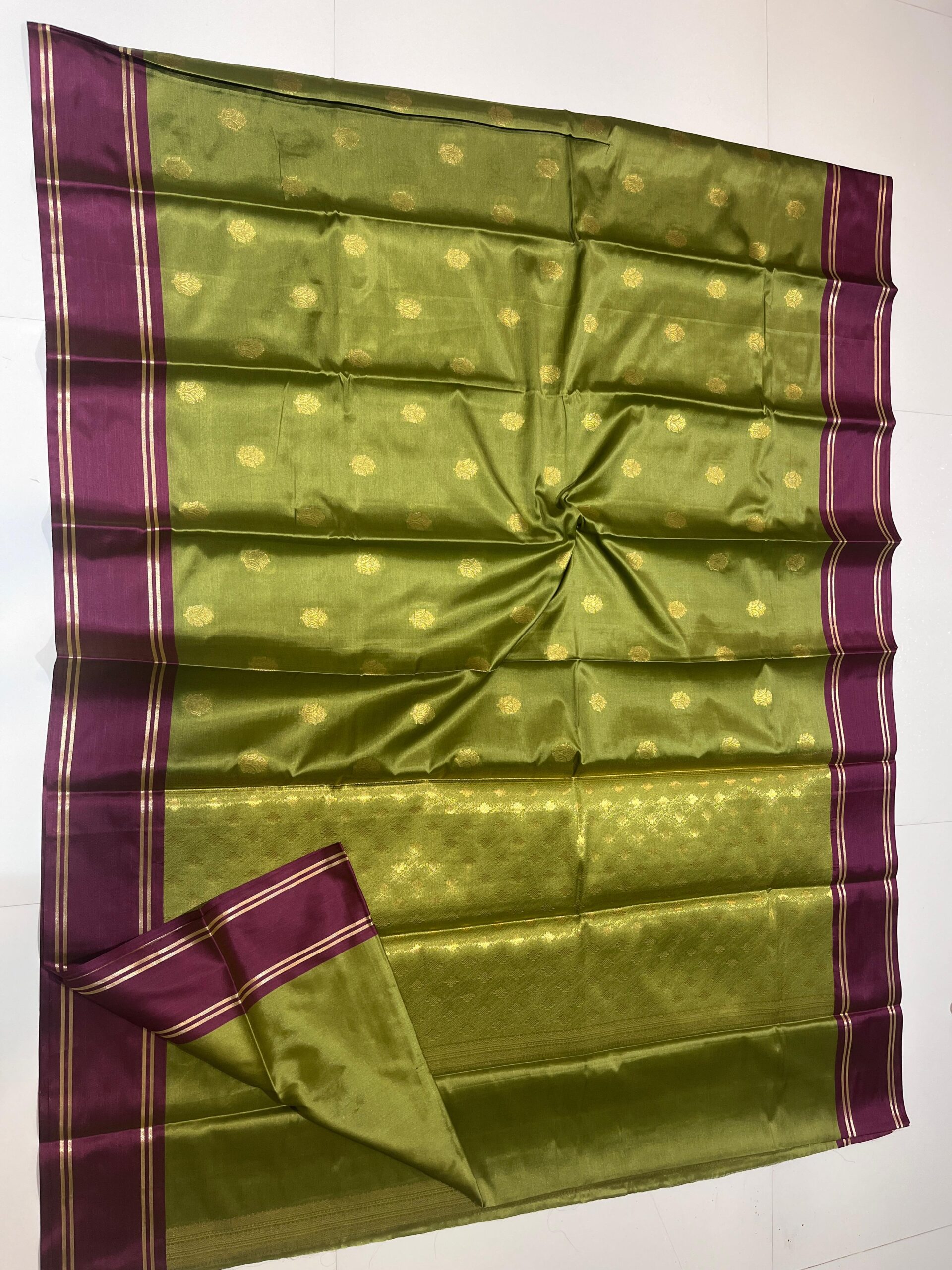 WhatsApp Image 2025-11-11 at 14.17.34 Banarasi Velvet Silk Saree — Mehndi Color | Bentex Border & Rich Zari Pallu