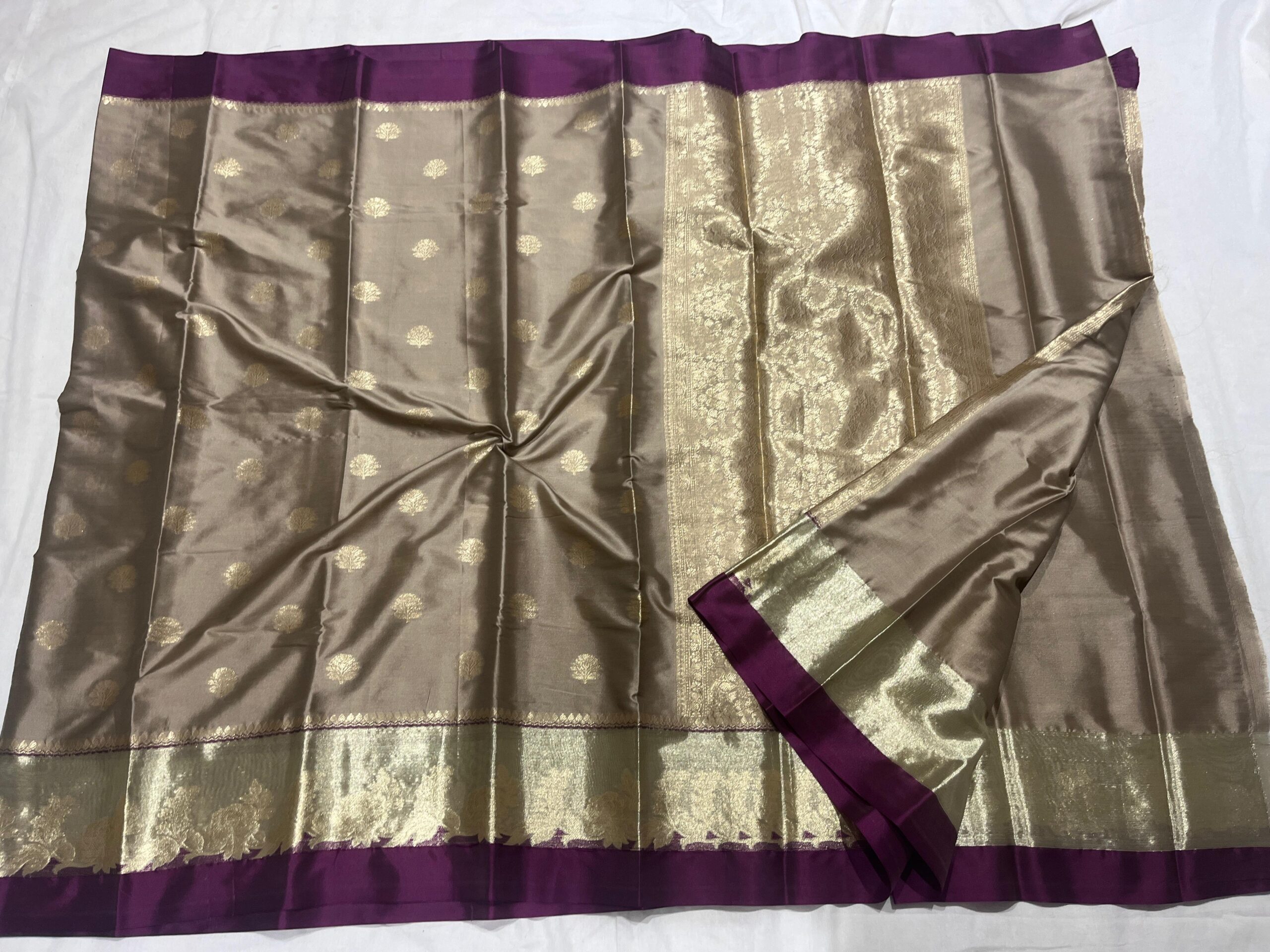 Banarasi Velvet Silk Saree — Tasar Color | Fancy Tissue Weaving Border & Rich Zari Pallu
